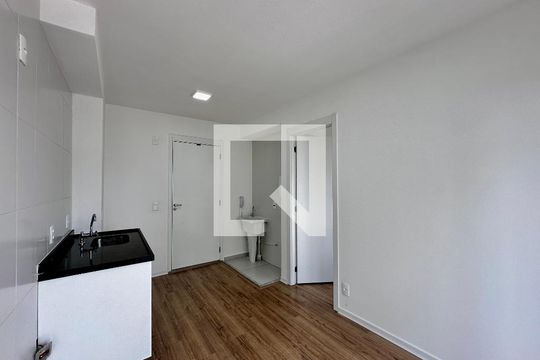 Sala de apartamento para alugar com 1 quarto, 27m² em Campo Belo, São Paulo