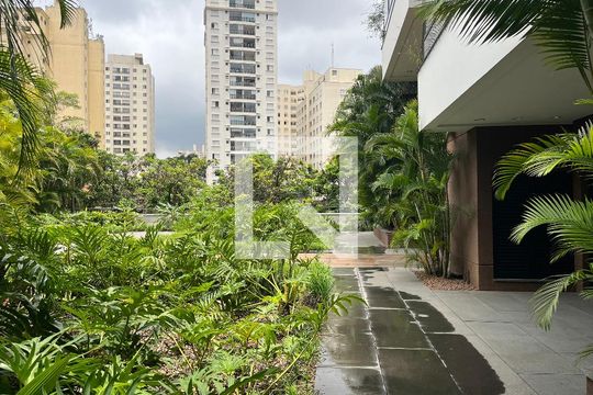 Área comum de apartamento à venda com 3 quartos, 187m² em Vila Romana, São Paulo