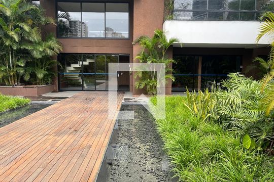 Área comum de apartamento à venda com 3 quartos, 187m² em Vila Romana, São Paulo