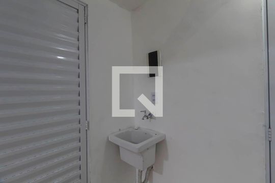 Área de Serviço de casa para alugar com 1 quarto, 45m² em Jardim Guairaca, São Paulo