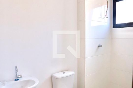 Banheiro de apartamento à venda com 1 quarto, 23m² em Quarta Parada, São Paulo