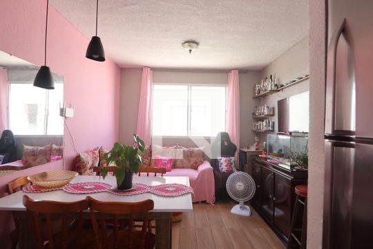 Apartamento à venda com 2 quartos, 42m² em Rio Branco, Canoas