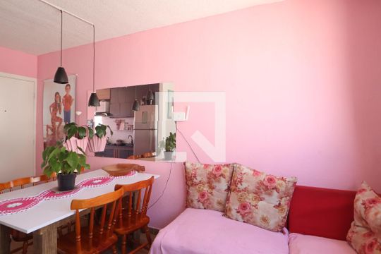 Sala de apartamento à venda com 2 quartos, 42m² em Rio Branco, Canoas
