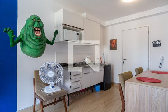 Cozinha de kitnet/studio à venda com 1 quarto, 24m² em Consolação, São Paulo