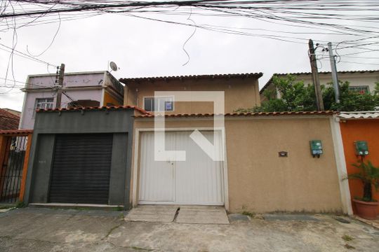Fachada da casa de casa à venda com 4 quartos, 225m² em Penha, Rio de Janeiro