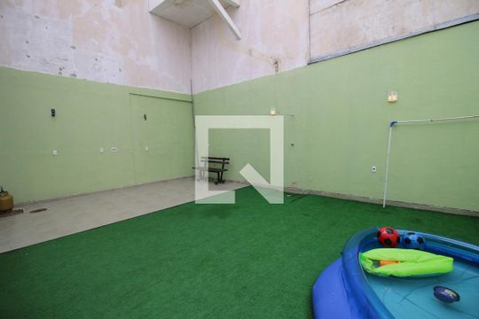 Área comum de casa à venda com 4 quartos, 225m² em Penha, Rio de Janeiro