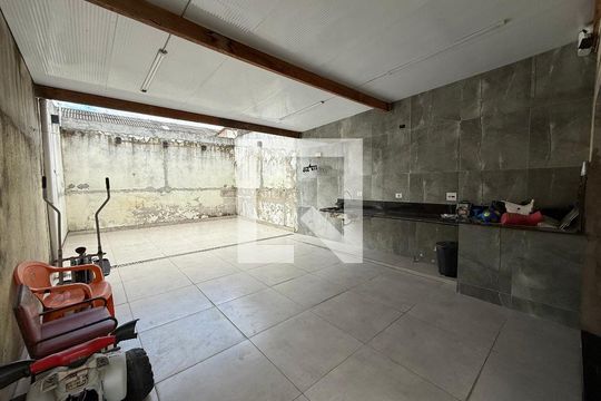 Área comum de casa para alugar com 3 quartos, 300m² em Parque Suzano, Suzano