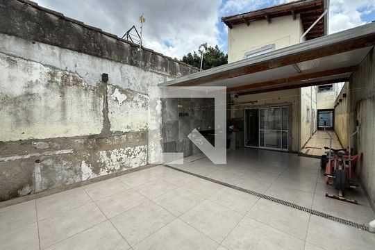 Área comum de casa para alugar com 3 quartos, 300m² em Parque Suzano, Suzano