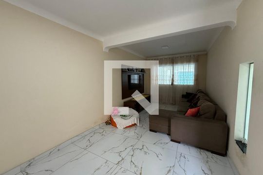 Sala de casa para alugar com 3 quartos, 300m² em Parque Suzano, Suzano