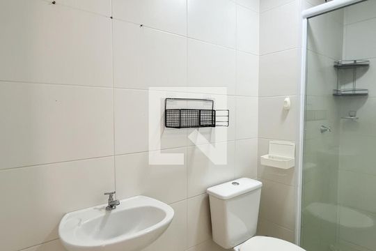 Banheiro de apartamento à venda com 2 quartos, 34m² em Vila Palmeiras, São Paulo