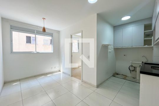 Apartamento à venda com 2 quartos, 34m² em Vila Palmeiras, São Paulo