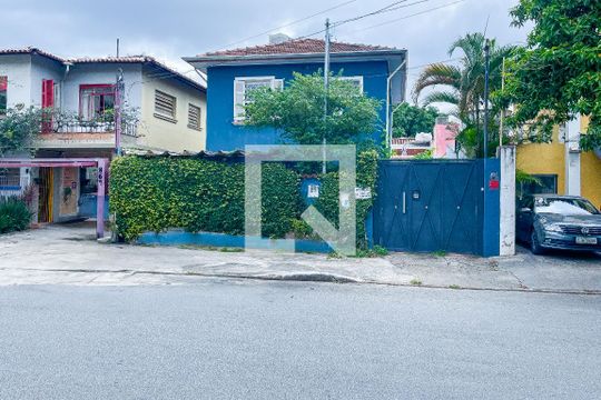 Fachada de casa para alugar com 3 quartos, 250m² em Pinheiros, São Paulo