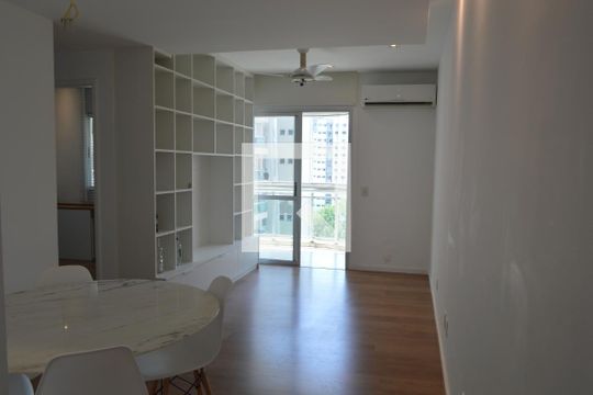 Apartamento para alugar com 3 quartos, 78m² em Jacarepaguá, Rio de Janeiro