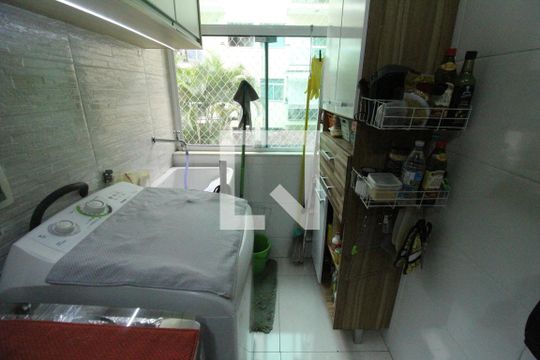 Área de serviço de apartamento para alugar com 2 quartos, 50m² em Curicica, Rio de Janeiro