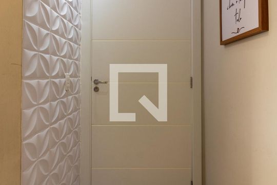 Apartamento para alugar com 2 quartos, 105m² em Cemucam, Cotia