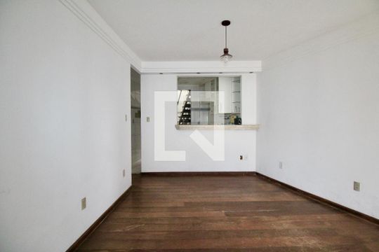 Casa para alugar com 4 quartos, 200m² em Campinas de Brotas, Salvador