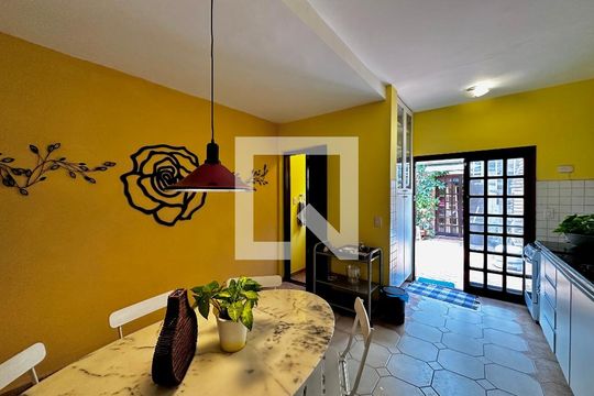 Cozinha de casa à venda com 2 quartos, 114m² em Jardim Arpoador, São Paulo