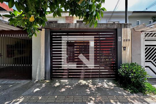 Fachada de casa à venda com 2 quartos, 114m² em Jardim Arpoador, São Paulo