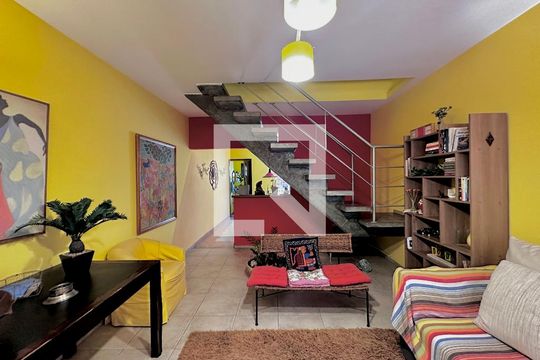 Sala de casa à venda com 2 quartos, 114m² em Jardim Arpoador, São Paulo
