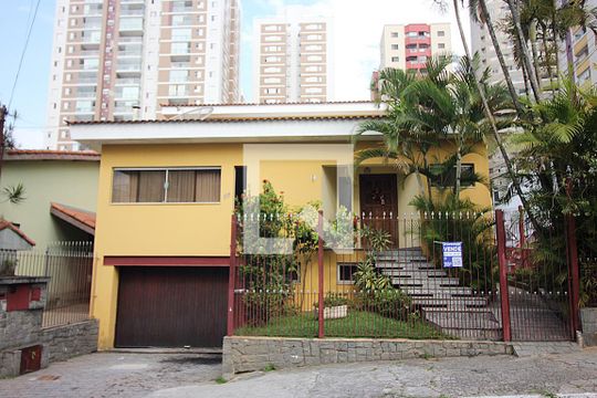 Fachada de casa à venda com 2 quartos, 260m² em Baeta Neves, São Bernardo do Campo