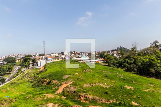 Vista da Sala de apartamento à venda com 2 quartos, 73m² em Jardim Tupanci, Barueri