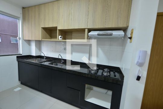 Cozinha de apartamento para alugar com 2 quartos, 55m² em Setor Sudoeste, Goiânia