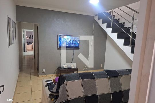 Casa à venda com 3 quartos, 180m² em São João Batista, Belo Horizonte
