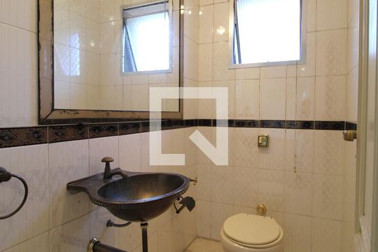 Lavabo de apartamento para alugar com 3 quartos, 190m² em Itaim Bibi, São Paulo
