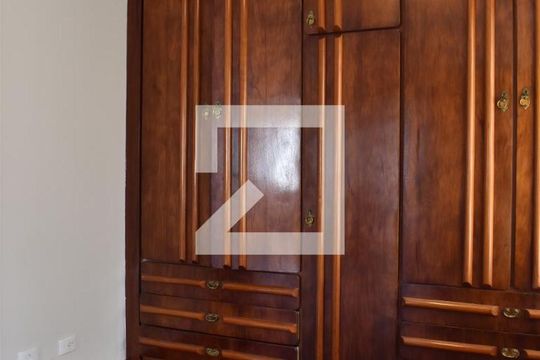 Suíte de apartamento para alugar com 3 quartos, 130m² em Bigorrilho, Curitiba