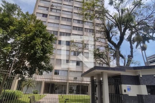 Fachada do condomínio de apartamento para alugar com 3 quartos, 130m² em Bigorrilho, Curitiba