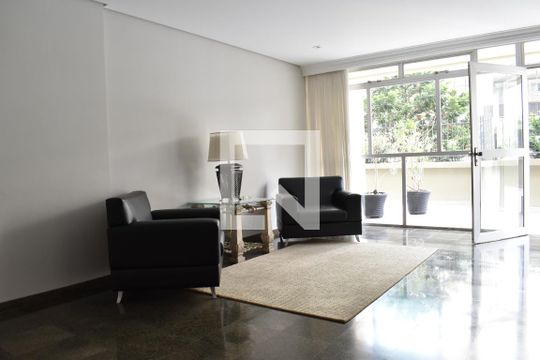 Hall de entrada de apartamento para alugar com 3 quartos, 130m² em Bigorrilho, Curitiba