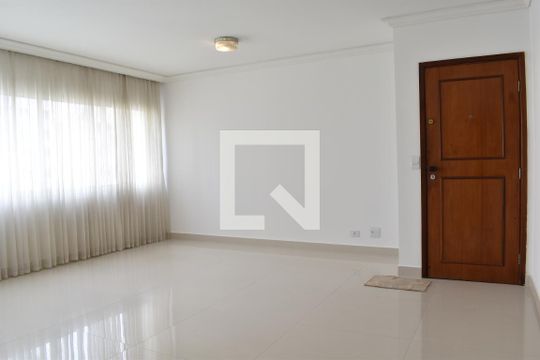 Apartamento para alugar com 3 quartos, 130m² em Bigorrilho, Curitiba