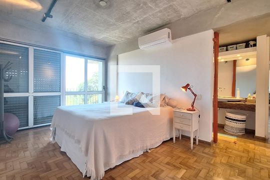 Quarto Suíte de apartamento para alugar com 2 quartos, 117m² em Vila Ipojuca, São Paulo