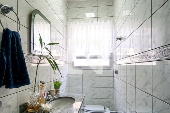 Lavabo de casa à venda com 5 quartos, 387m² em Vila Carrão, São Paulo