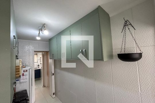 Cozinha de apartamento à venda com 1 quarto, 42m² em Pompeia, São Paulo