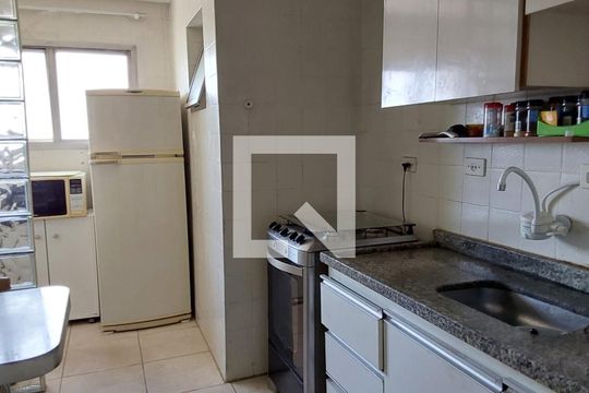 Cozinha de apartamento à venda com 2 quartos, 58m² em Pinheiros, São Paulo