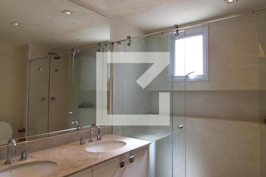 Banheiro Da Suíte 4 de apartamento à venda com 4 quartos, 204m² em Mooca, São Paulo