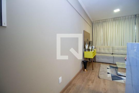 Hall de kitnet/studio para alugar com 1 quarto, 35m² em Qmsw 6, Brasília