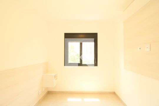 Quarto de apartamento à venda com 1 quarto, 41m² em Jardim Ampliação, São Paulo