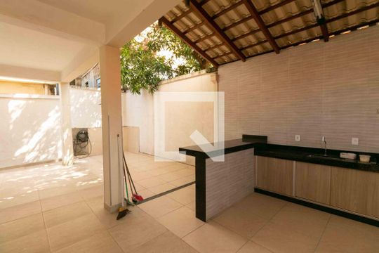 Área Gourmet de casa à venda com 4 quartos, 354m² em Santa Monica, Belo Horizonte