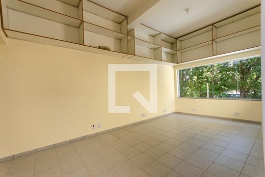 Escritório de casa à venda com 3 quartos, 214m² em Jardim Marisa, São Paulo