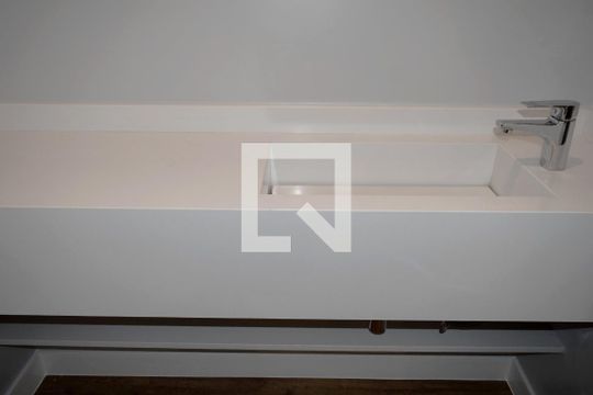 Lavabo de apartamento à venda com 1 quarto, 140m² em Cerqueira César, São Paulo