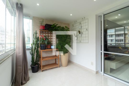 Varanda da Sala de apartamento à venda com 3 quartos, 141m² em Paraíso do Morumbi, São Paulo