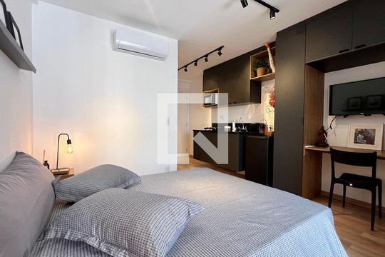 Quarto  de kitnet/studio à venda com 1 quarto, 27m² em Sumarezinho, São Paulo