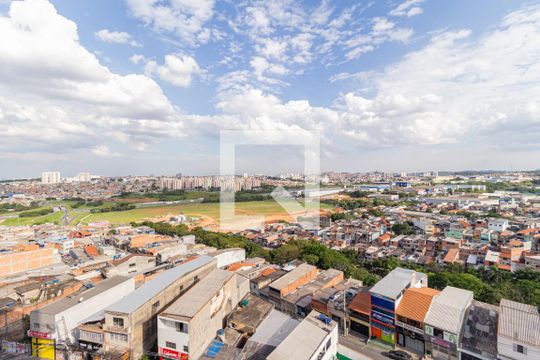 Vista de apartamento para alugar com 2 quartos, 40m² em Vila da Oportunidade, Carapicuíba