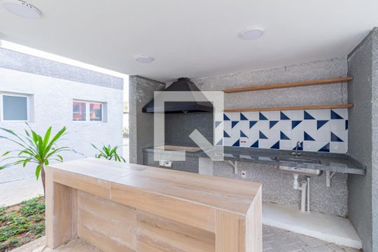 Área comum - Churrasqueira de apartamento para alugar com 2 quartos, 40m² em Vila da Oportunidade, Carapicuíba