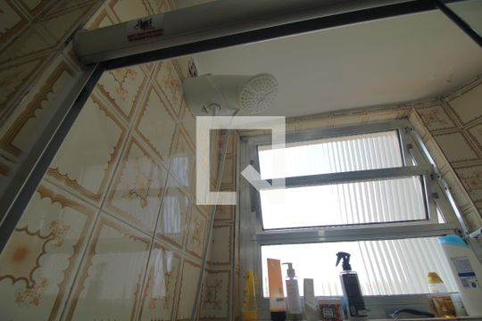 Chuveiro de apartamento à venda com 2 quartos, 72m² em Vila Sofia, São Paulo