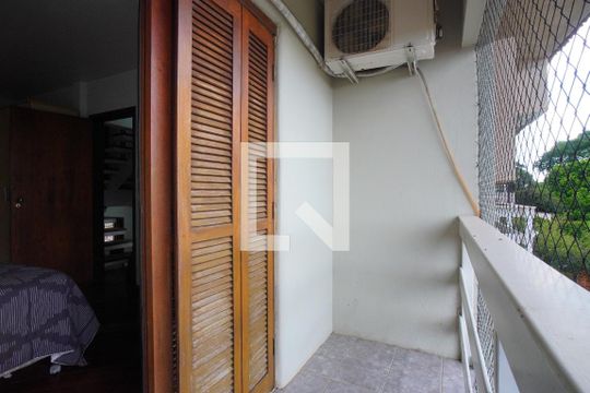 Quarto 2 Varanda - Segundo Andar de casa à venda com 4 quartos, 401m² em Jardim Floresta, Porto Alegre