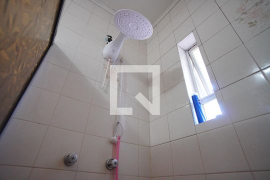 Banheiro da Suíte 2 - Terceiro Andar de casa à venda com 4 quartos, 401m² em Jardim Floresta, Porto Alegre