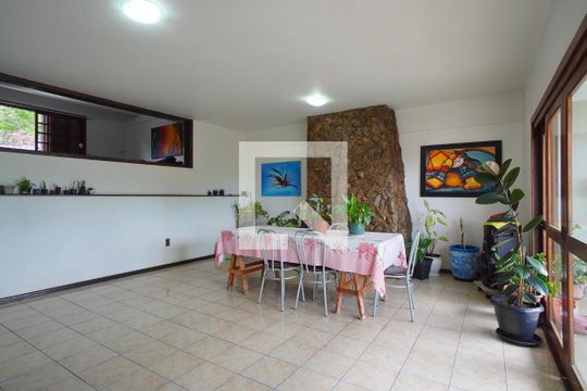 Sala de Jantar de casa à venda com 4 quartos, 401m² em Jardim Floresta, Porto Alegre